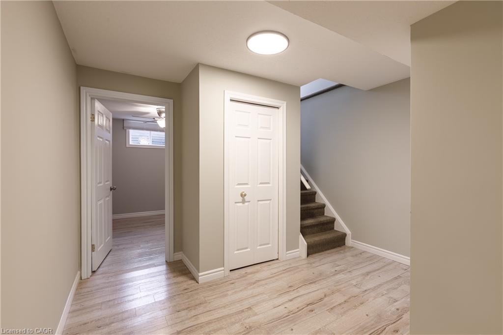 907 Doon Village Road Property Photo 21