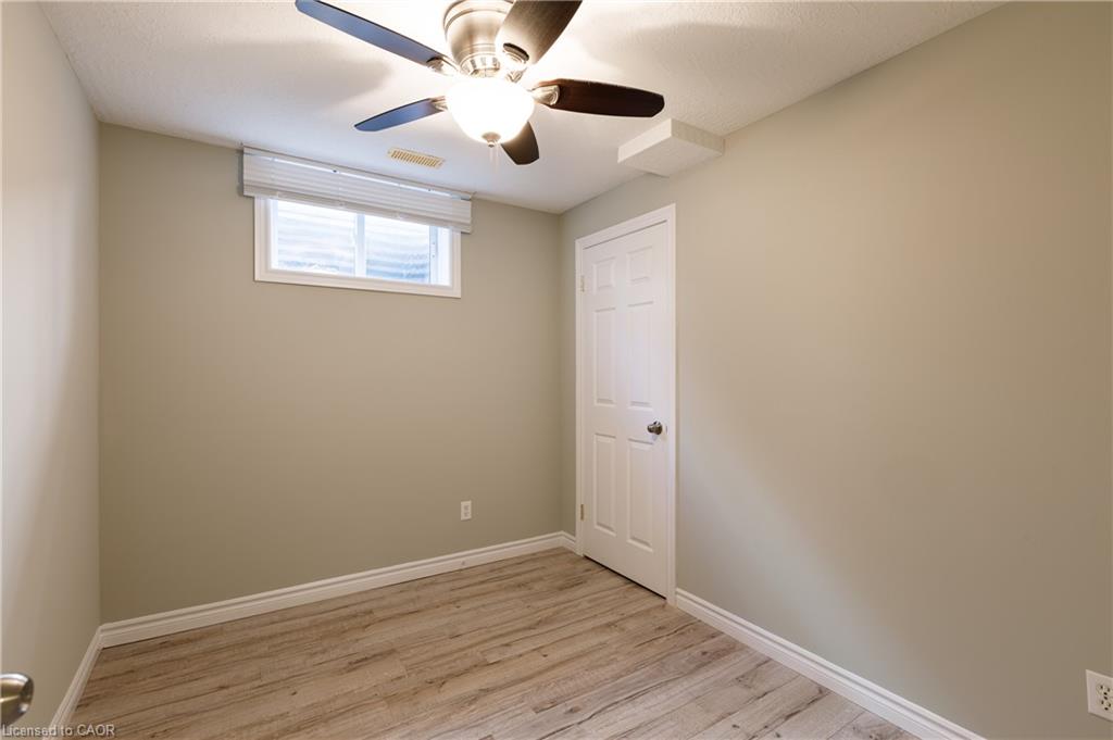 907 Doon Village Road Property Photo 22