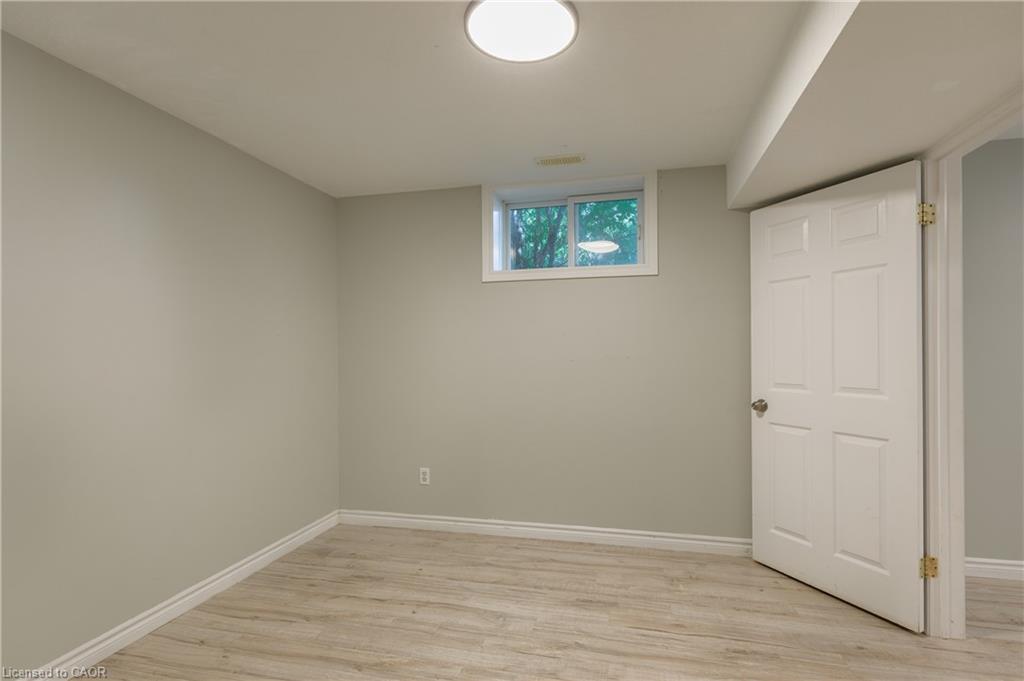 907 Doon Village Road Property Photo 33