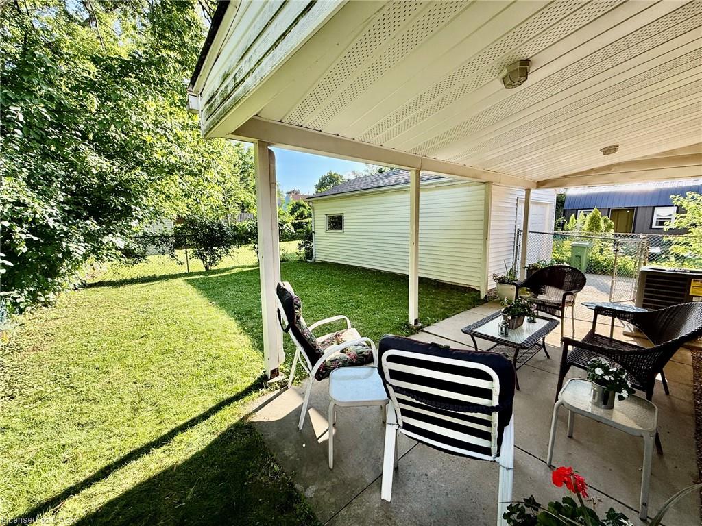 60 Howe Avenue Property Photo 7
