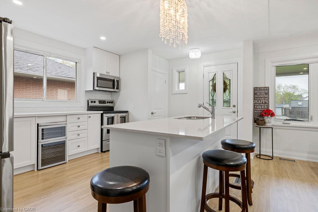 60 Howe Avenue Property Photo 14