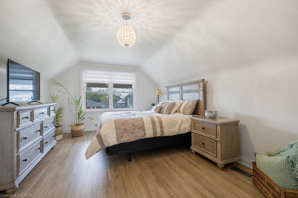 60 Howe Avenue Property Photo 32