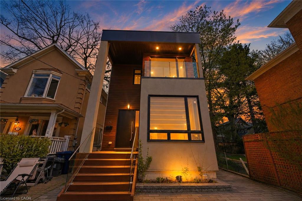 75 Kenilworth Avenue Property Photo 1