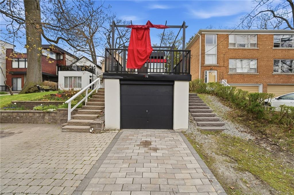 75 Kenilworth Avenue Property Photo 8