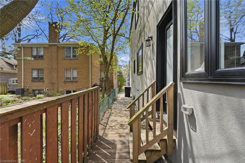 75 Kenilworth Avenue Property Photo 16
