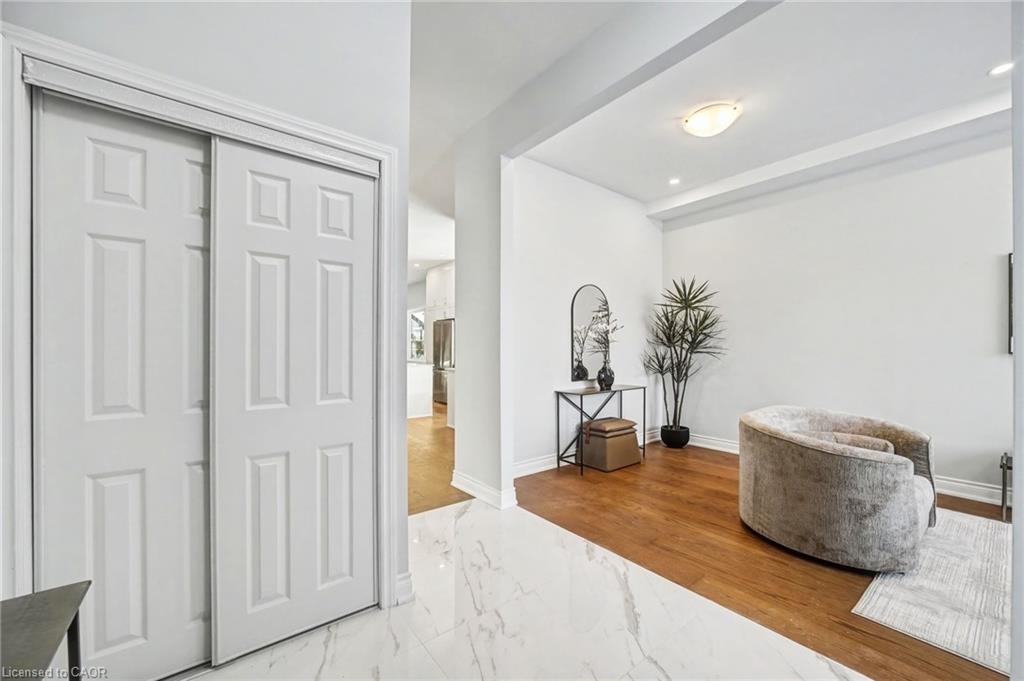 75 Kenilworth Avenue Property Photo 18