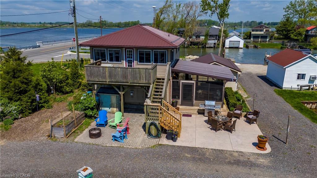 864 59 Highway Property Photo 1