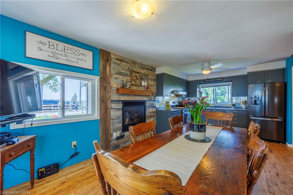 864 59 Highway Property Photo 6