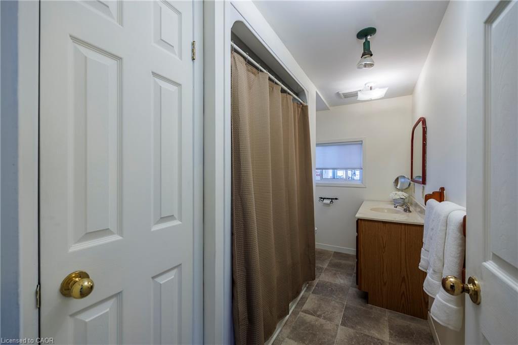 864 59 Highway Property Photo 9
