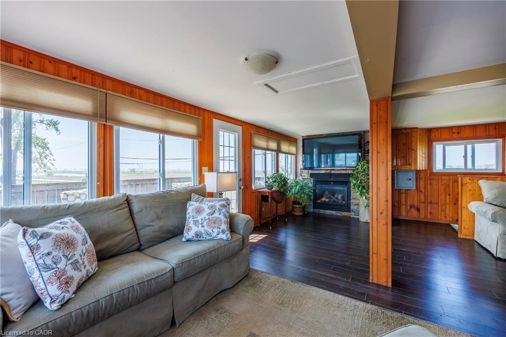 864 59 Highway Property Photo 13