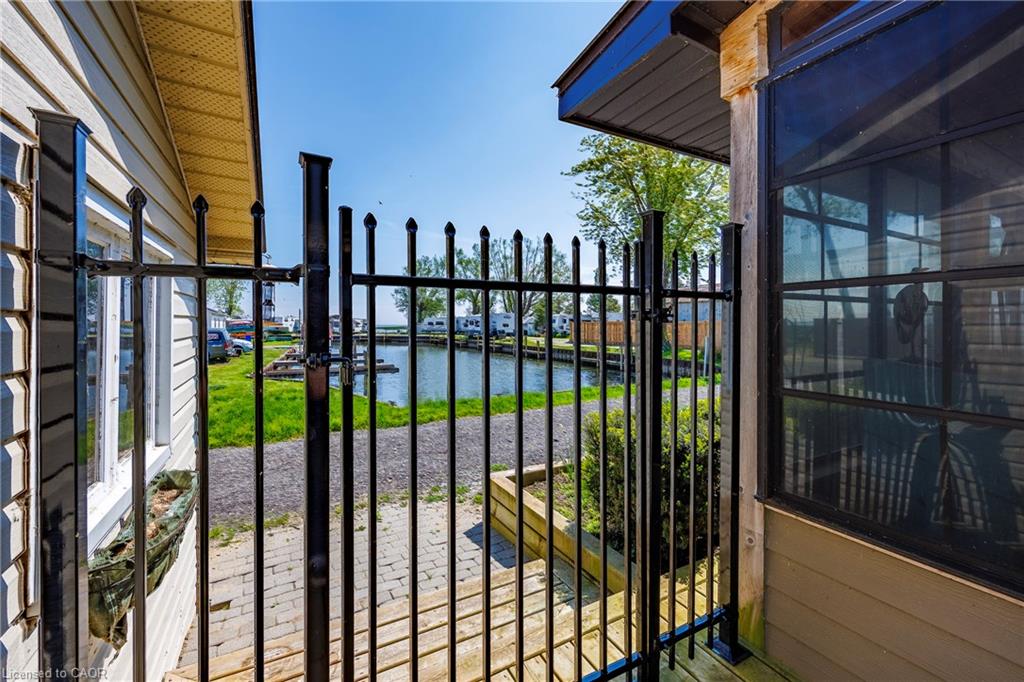 864 59 Highway Property Photo 21