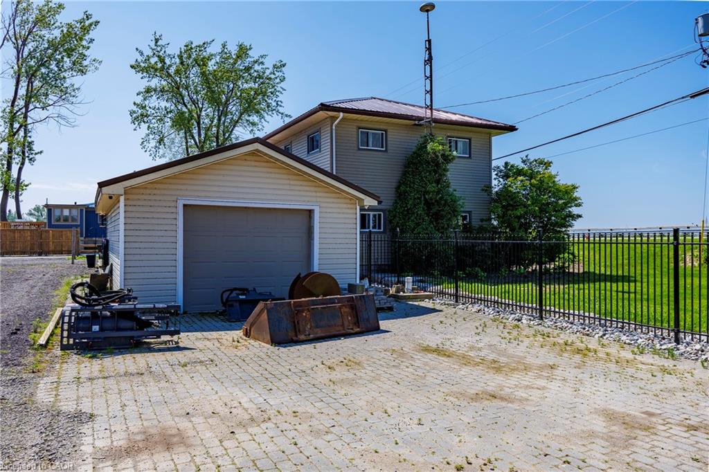 864 59 Highway Property Photo 25