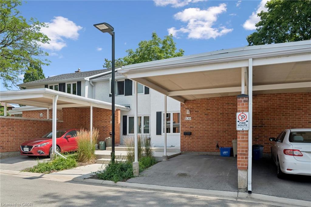3-431 Keats Way Property Photo 3