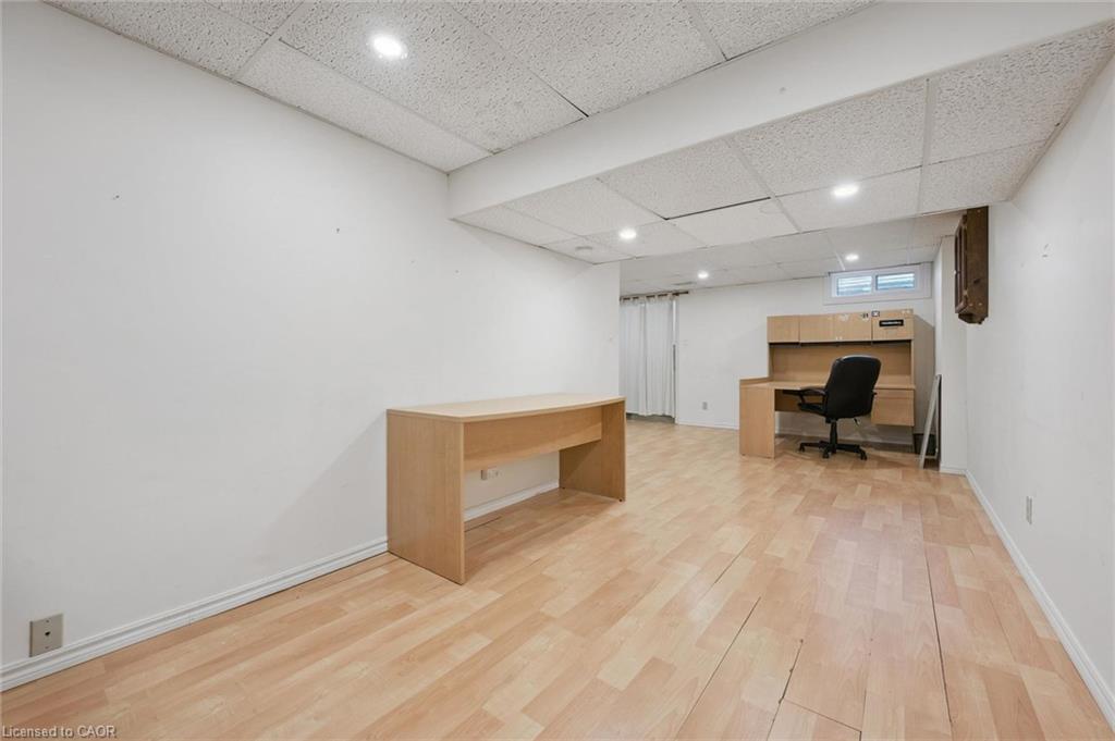 3-431 Keats Way Property Photo 26