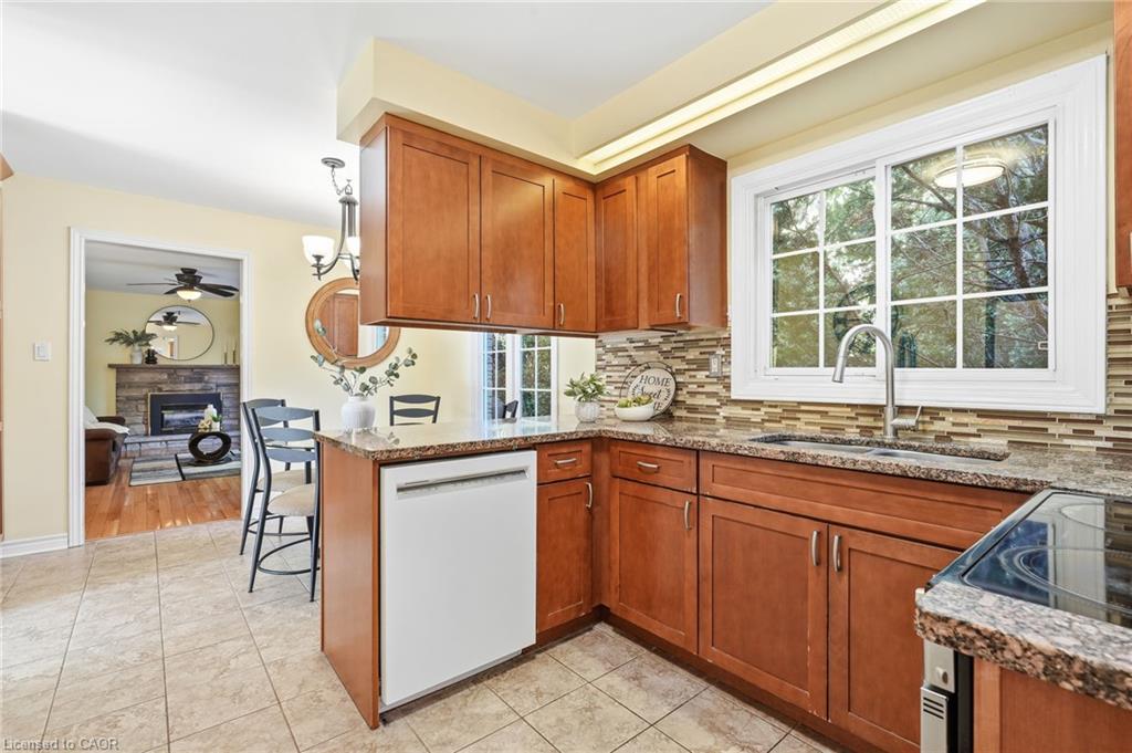 1177 Grand Boulevard Property Photo 12