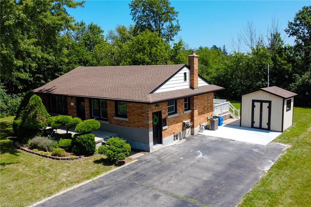 220 Winona Road Property Photo 3