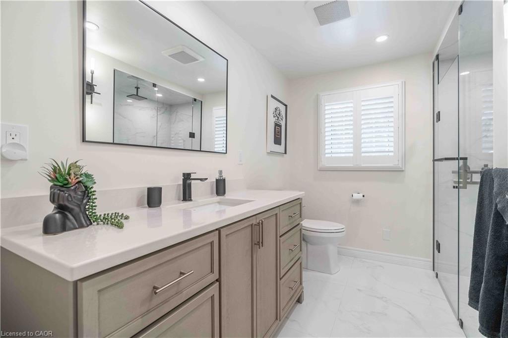 138 Judith Crescent Property Photo 21