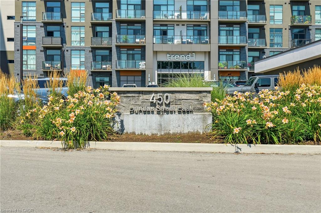 309-450 Dundas Street E Property Photo 2