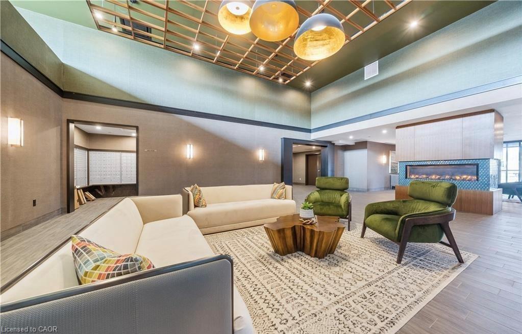 309-450 Dundas Street E Property Photo 22