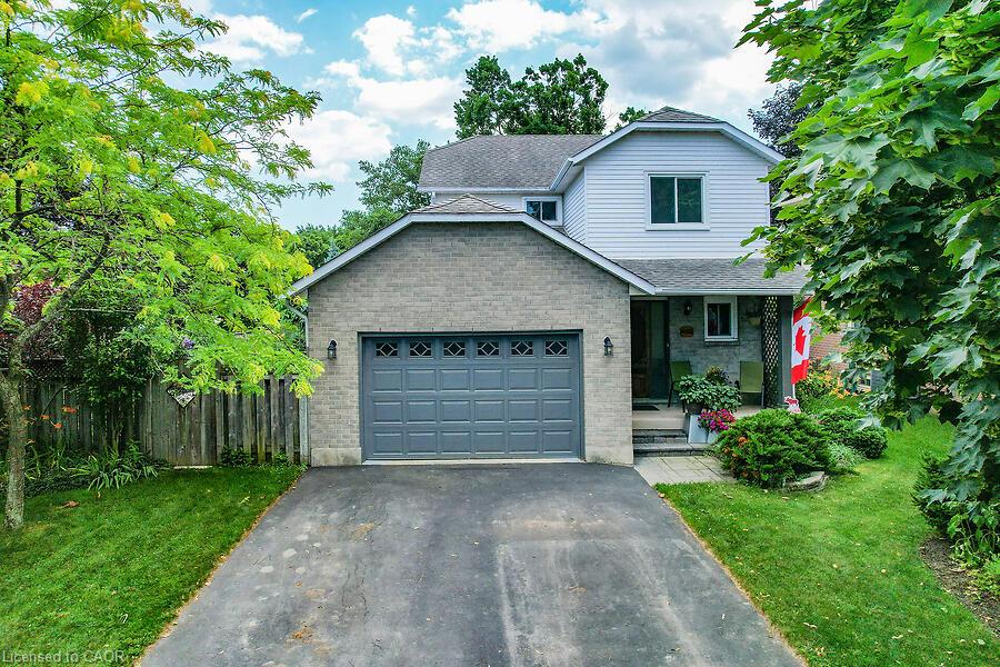 4542 Ivy Gardens Crescent Property Photo 1