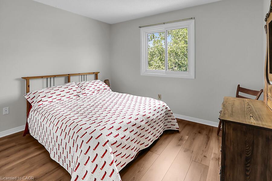 4542 Ivy Gardens Crescent Property Photo 15