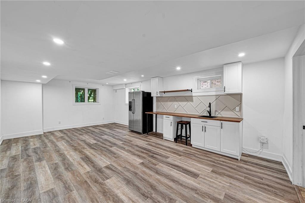 21 Scotia Road Property Photo 40