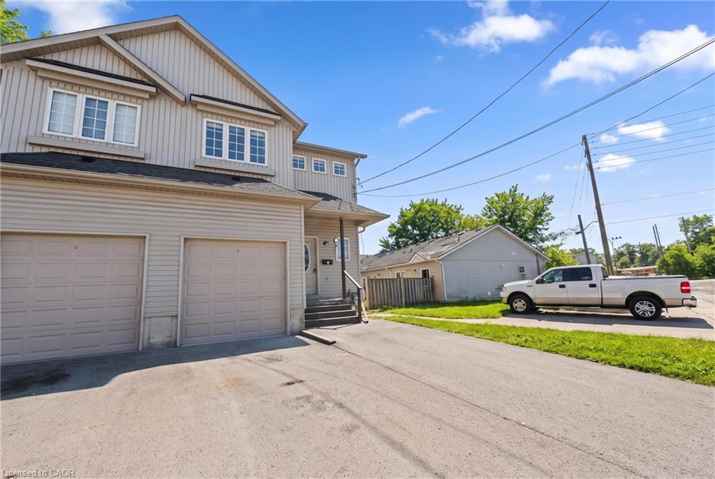 2 Townline Road E Property Photo 3