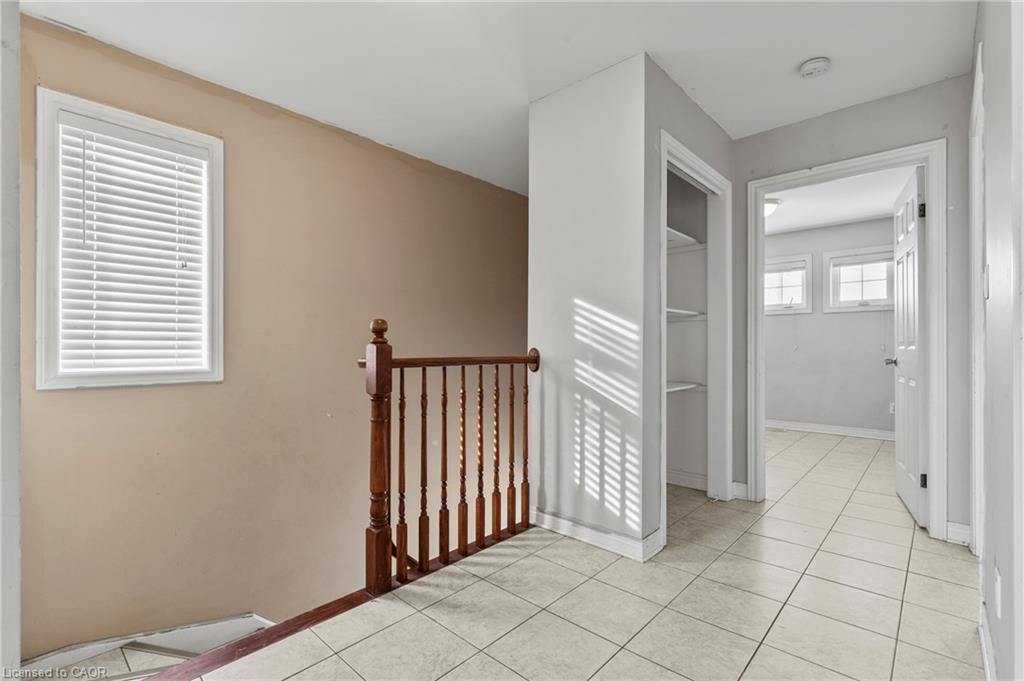 2 Townline Road E Property Photo 16