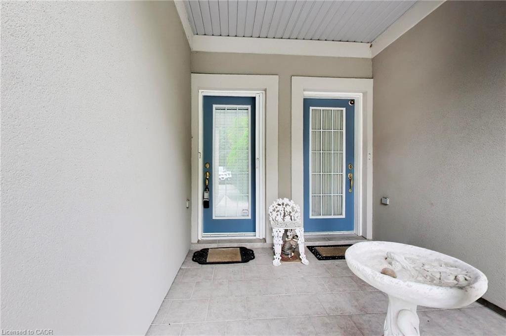 6-484 Millen Road Property Photo 5