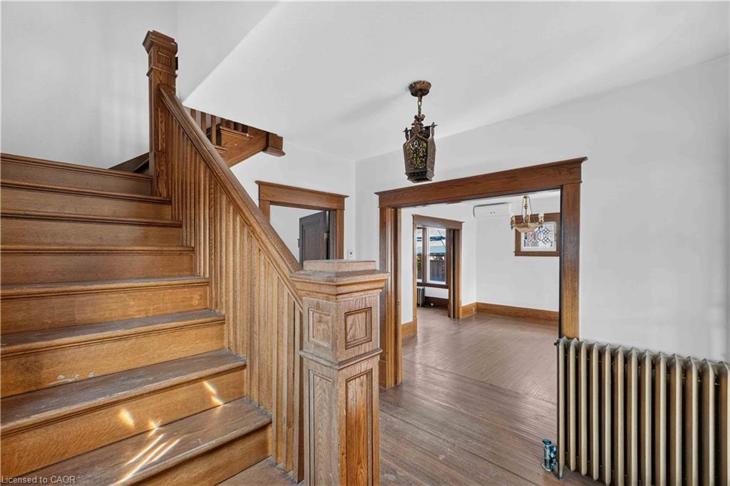 197 Griffin Street N Property Photo 12