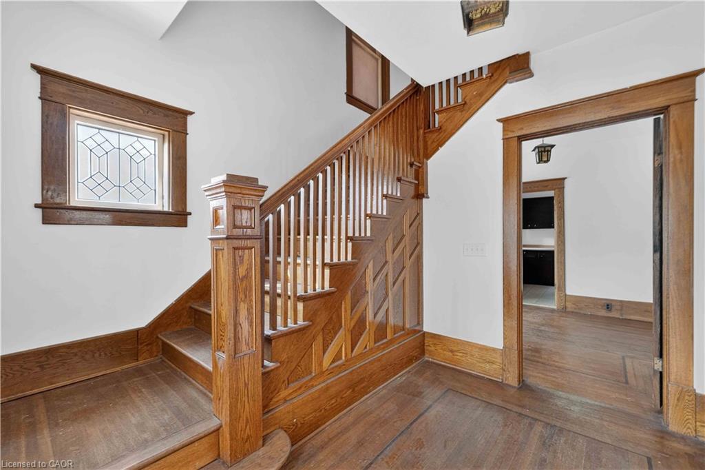 197 Griffin Street N Property Photo 13