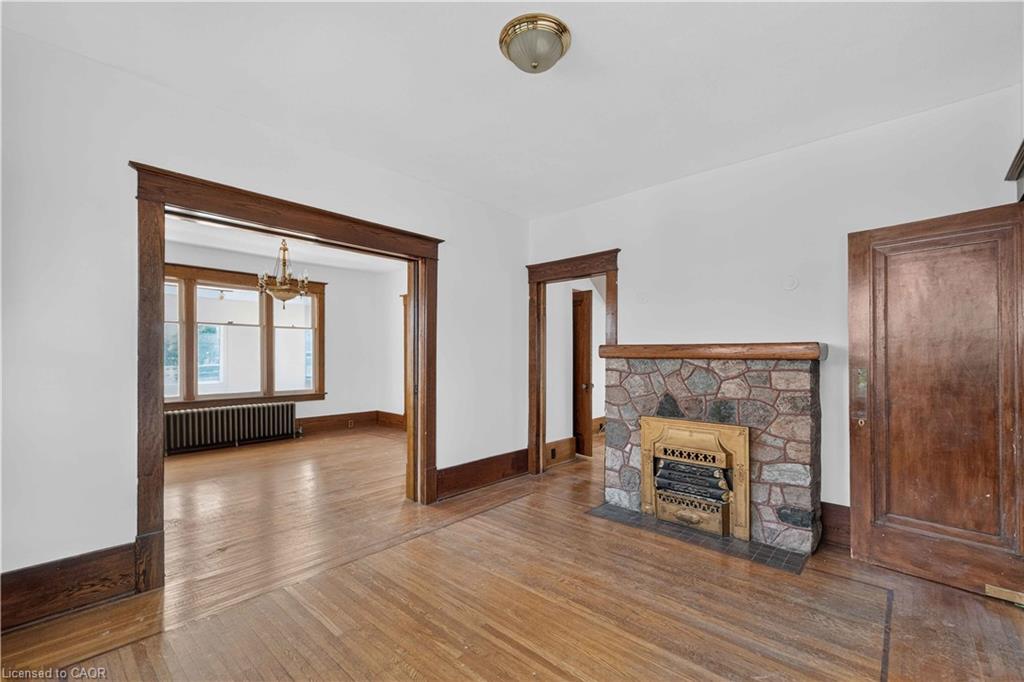 197 Griffin Street N Property Photo 18