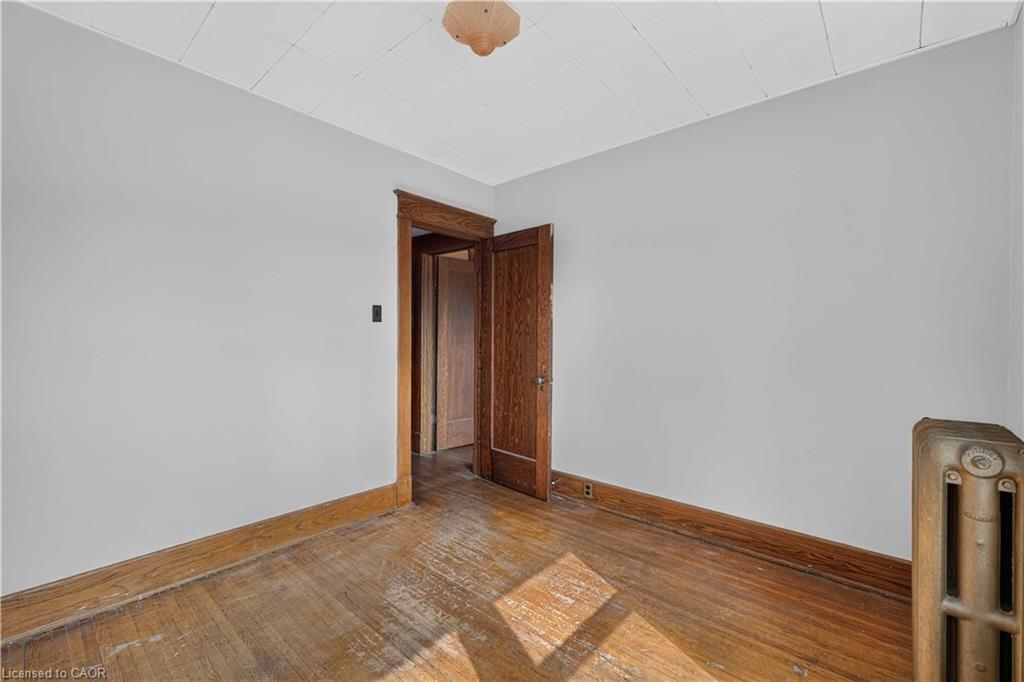 197 Griffin Street N Property Photo 39