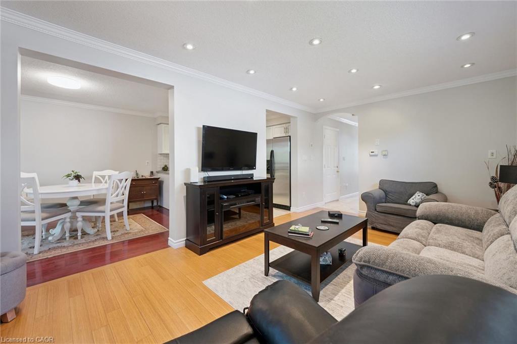220 Carrington Drive Property Photo 8