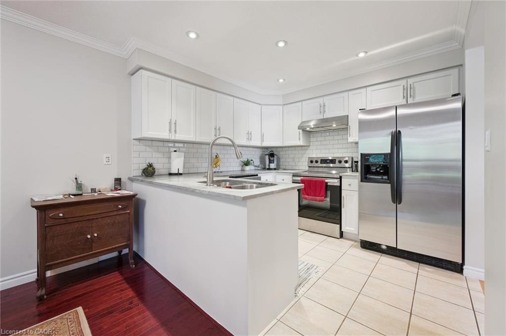 220 Carrington Drive Property Photo 10
