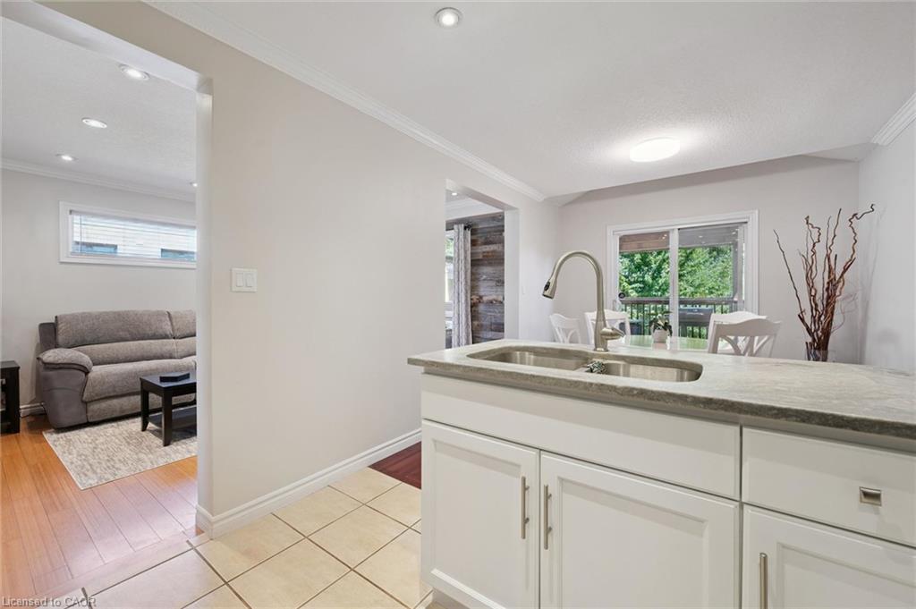 220 Carrington Drive Property Photo 13