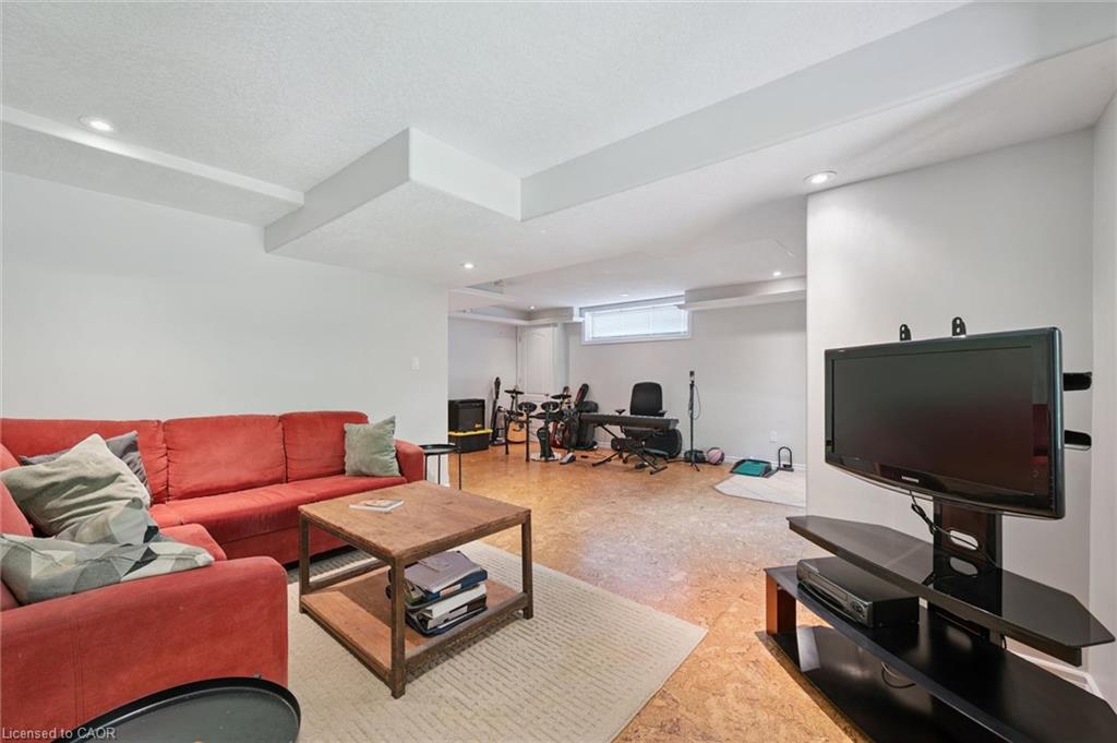 220 Carrington Drive Property Photo 25