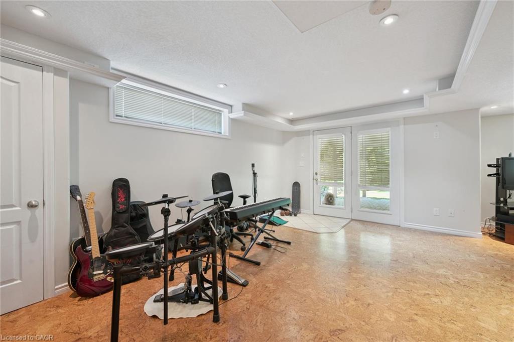 220 Carrington Drive Property Photo 27
