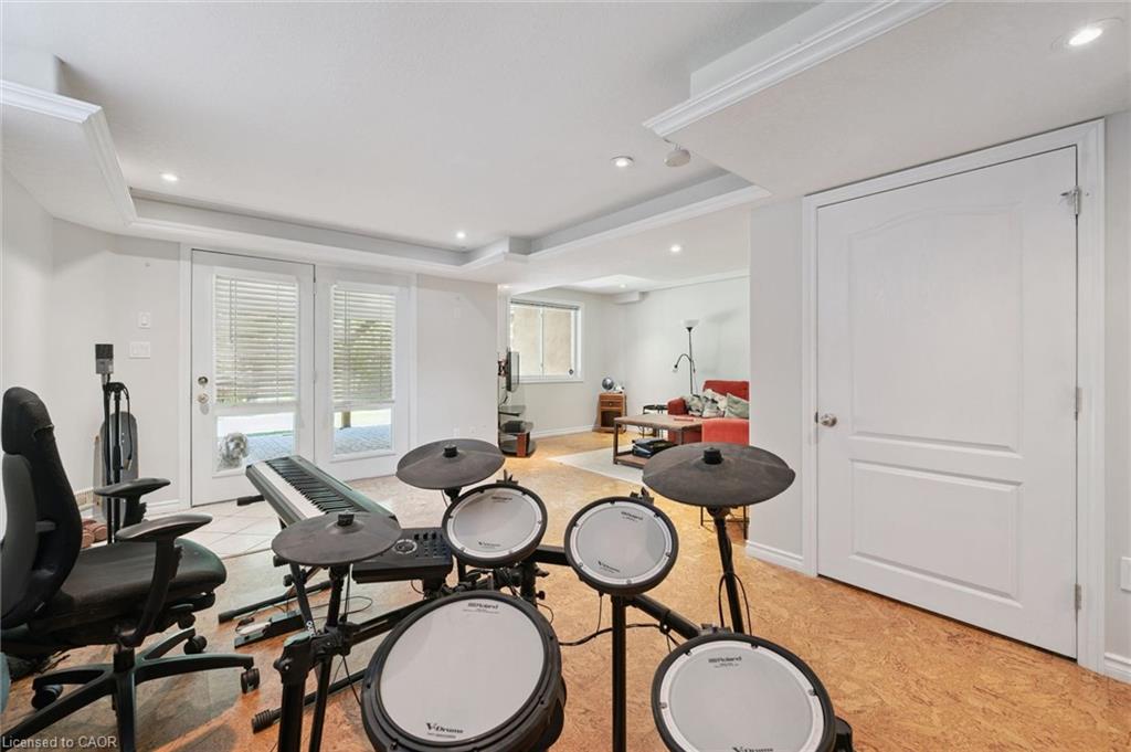 220 Carrington Drive Property Photo 28