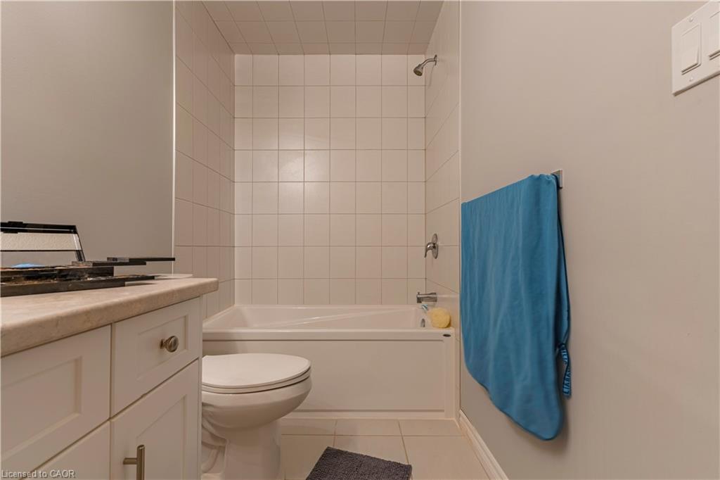 188 Wheat Lane E Property Photo 10