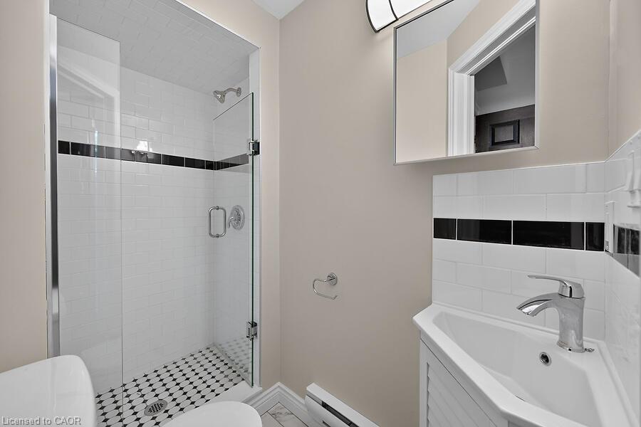 103 Mary Street Property Photo 33