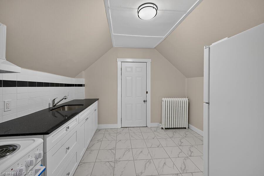 103 Mary Street Property Photo 34