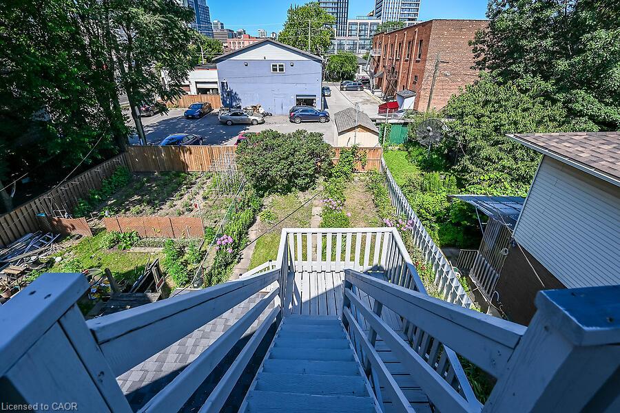 103 Mary Street Property Photo 44