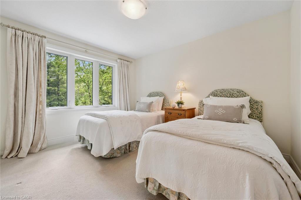 135 Hume Road Property Photo 32