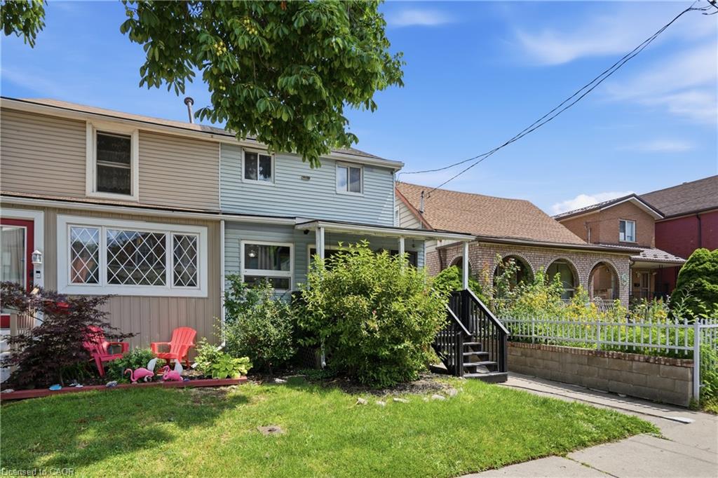 100 Chestnut Avenue Property Photo 2