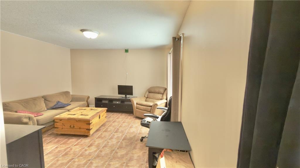 16 Marshall Street Property Photo 4
