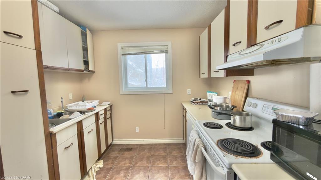 16 Marshall Street Property Photo 6