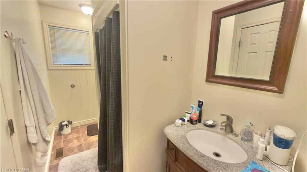 16 Marshall Street Property Photo 8