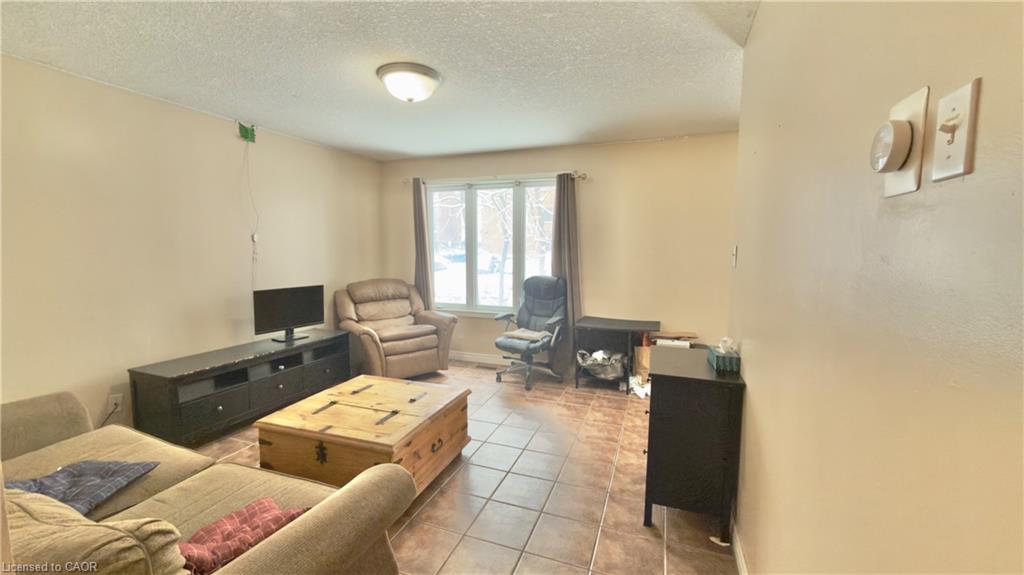 16 Marshall Street Property Photo 9