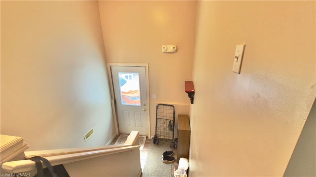 16 Marshall Street Property Photo 10